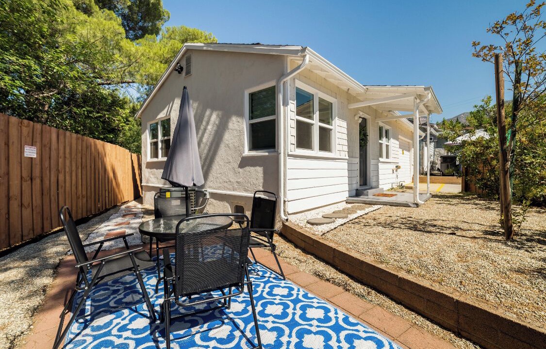 Photo of Outdoor in La Crescenta-Montrose
