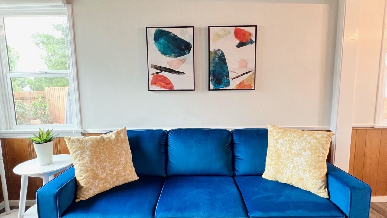 Photo of Livingroom in La Crescenta-Montrose