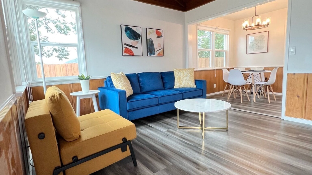 Photo of Livingroom in La Crescenta-Montrose