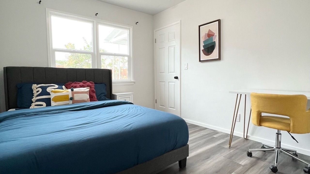 Photo of Bedroom in La Crescenta-Montrose