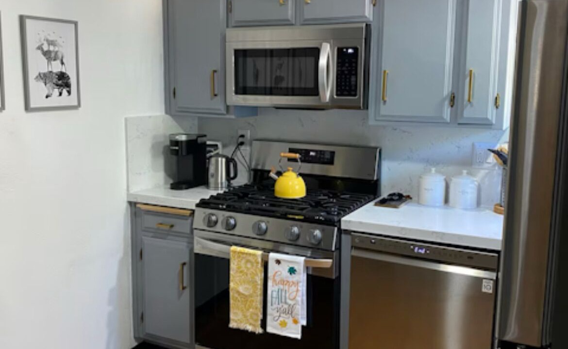 Photo of Kitchen in Arrowhead Villas