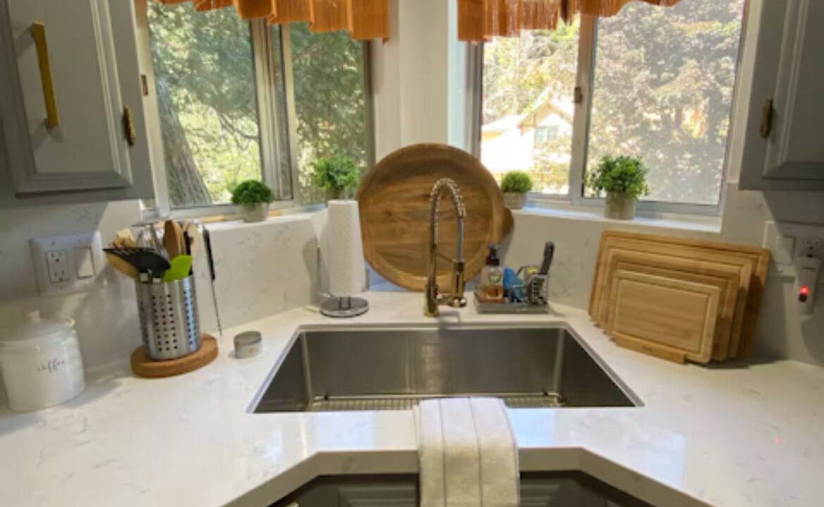 Photo of Kitchen in Arrowhead Villas
