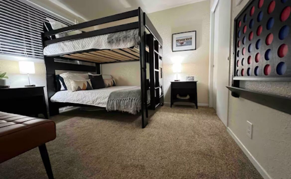 Photo of Bedroom in Arrowhead Villas
