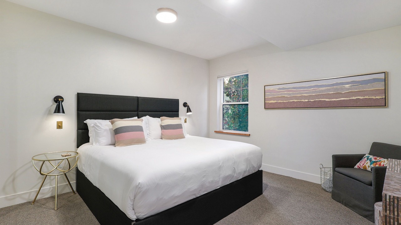 Photo of Bedroom in Mount Shasta