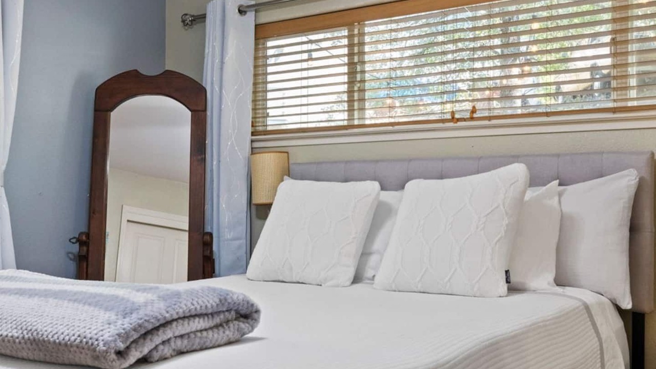 Photo of Bedroom in Tuolumne