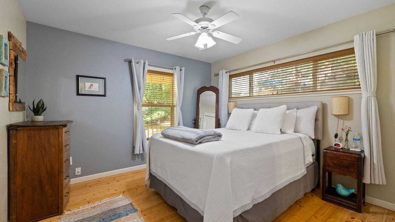 Photo of Bedroom in Tuolumne