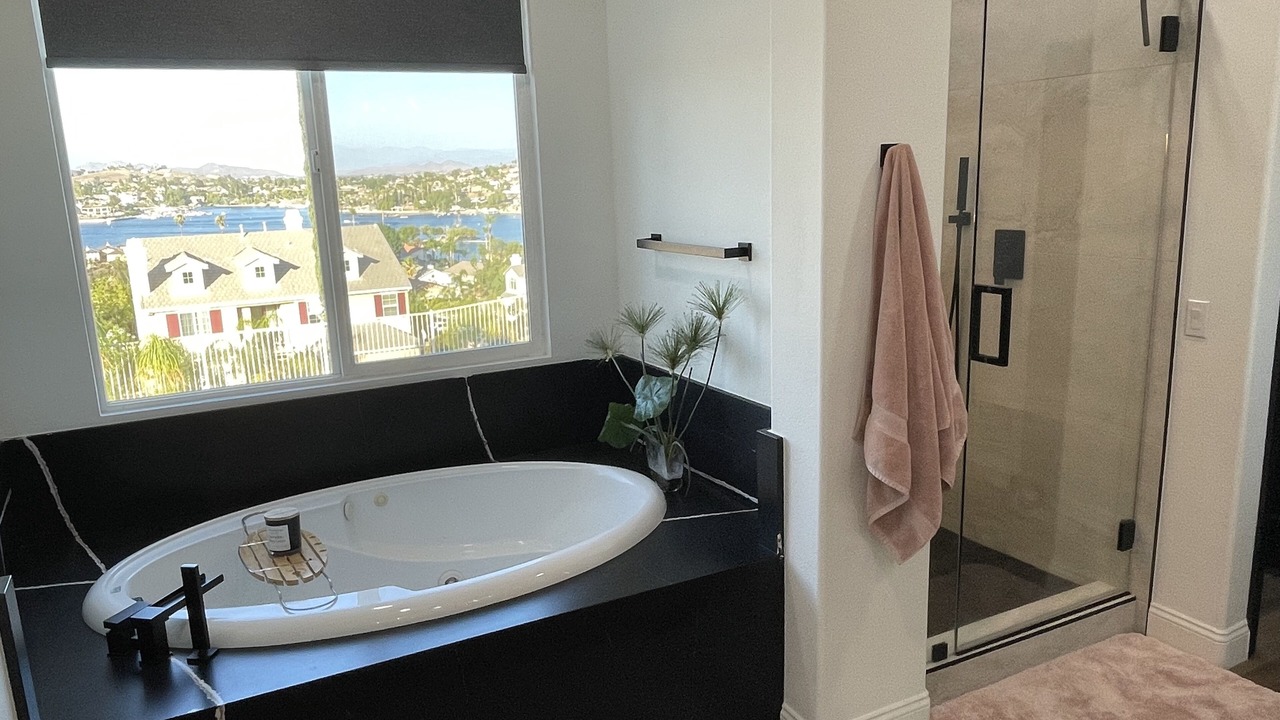 Photo of Bathroom in Lake Elsinore