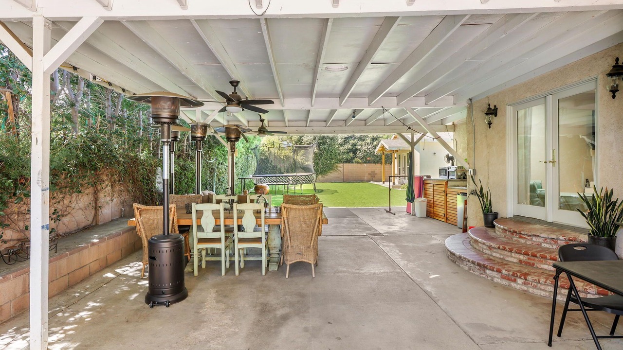 Photo of Outdoor in San Fernando
