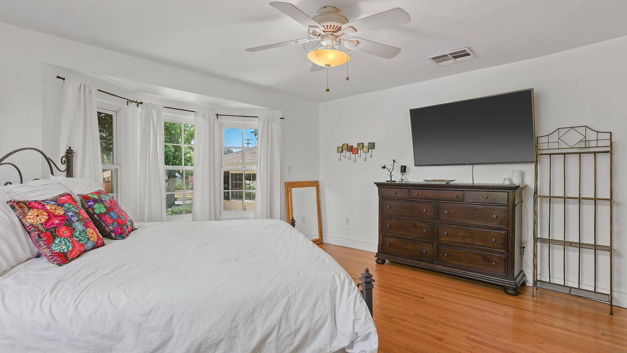 Photo of Bedroom in San Fernando