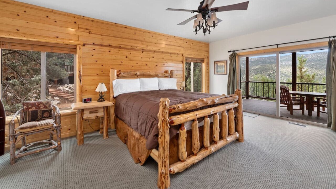 Photo of Bedroom in Castle Glen Estates