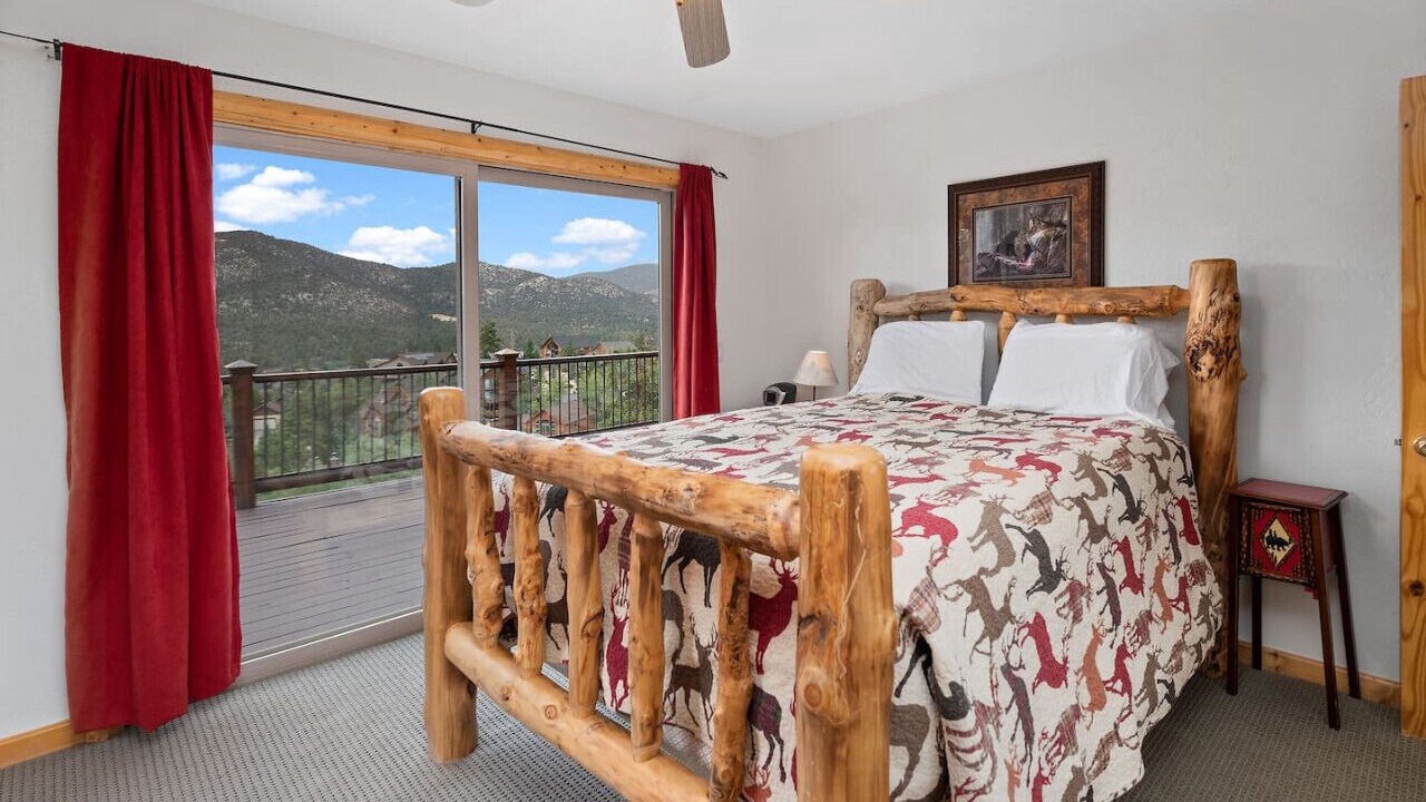 Photo of Bedroom in Castle Glen Estates