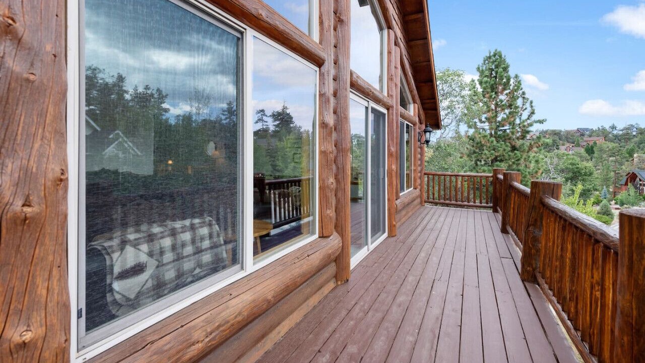 Photo of Patio Balcony in Castle Glen Estates