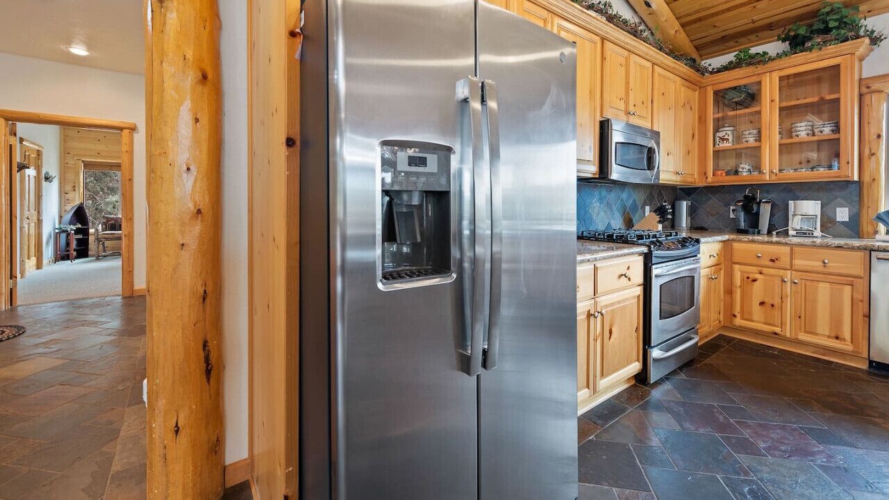Photo of Kitchen in Castle Glen Estates