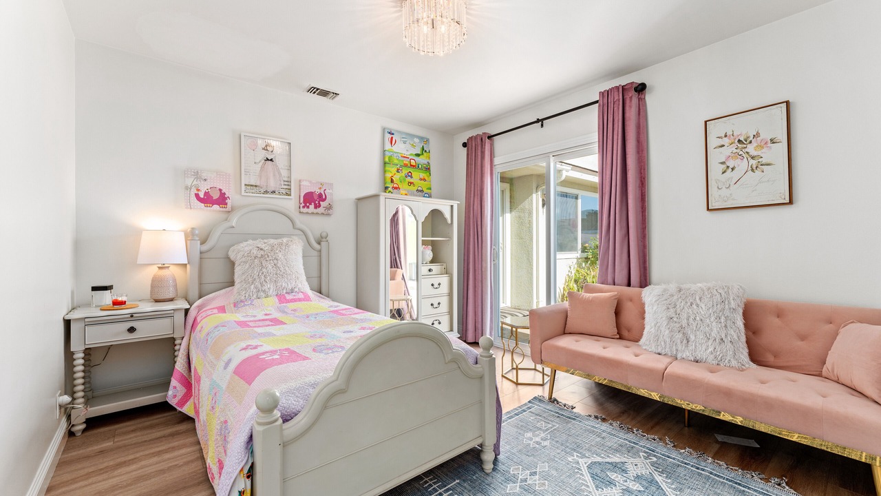 Photo of Bedroom in Glendora