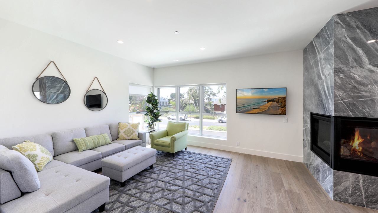 Photo of Livingroom in Corona del Mar