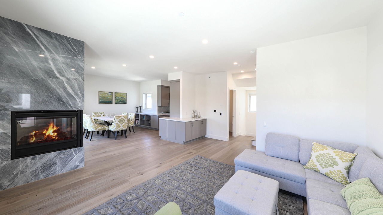 Photo of Livingroom in Corona del Mar