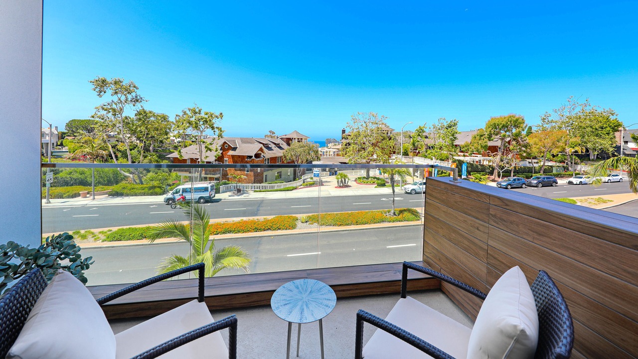 Photo of Patio Balcony in Corona del Mar