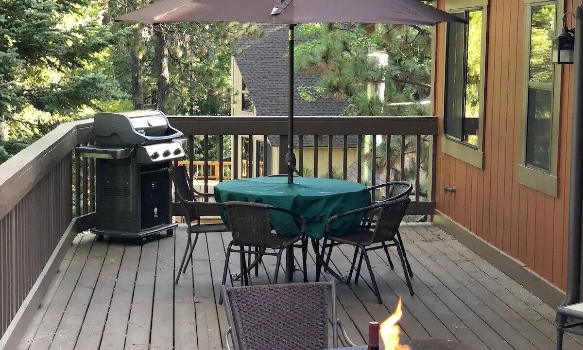 Photo of Outdoor in Lake Arrowhead