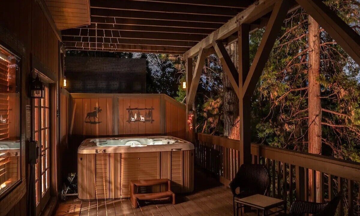 Photo of Patio Balcony in Lake Arrowhead