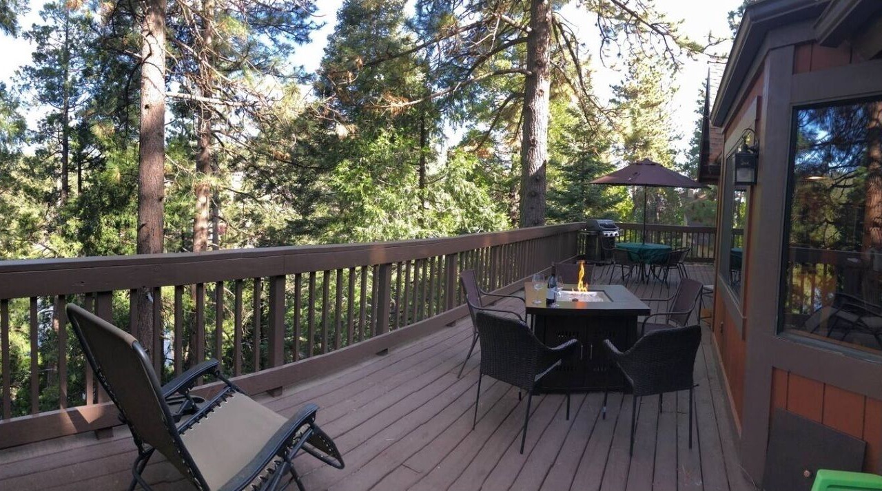 Photo of Outdoor in Lake Arrowhead