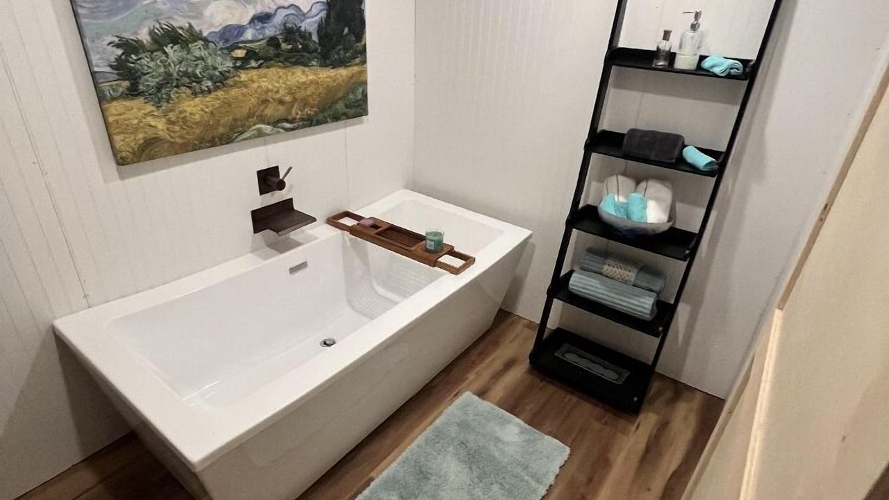 Photo of Bathroom in Alta Sierra