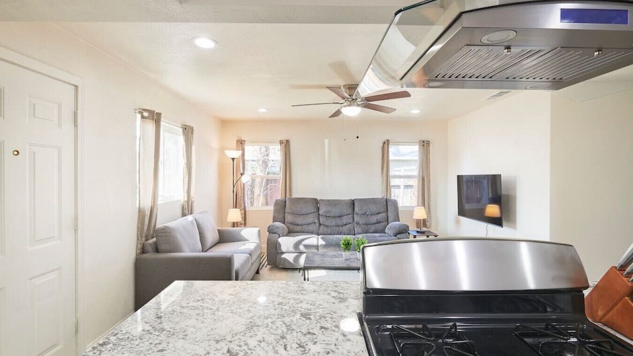 Photo of Bedroom in Raisin