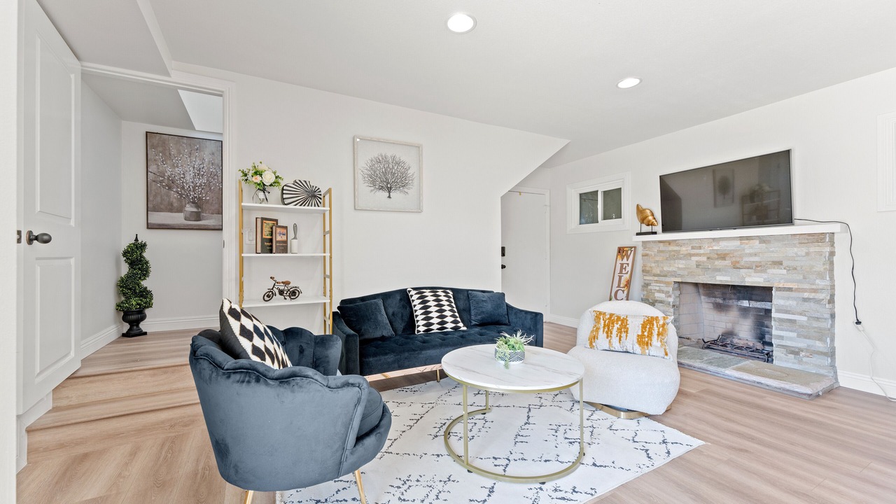 Photo of Livingroom in Glendora
