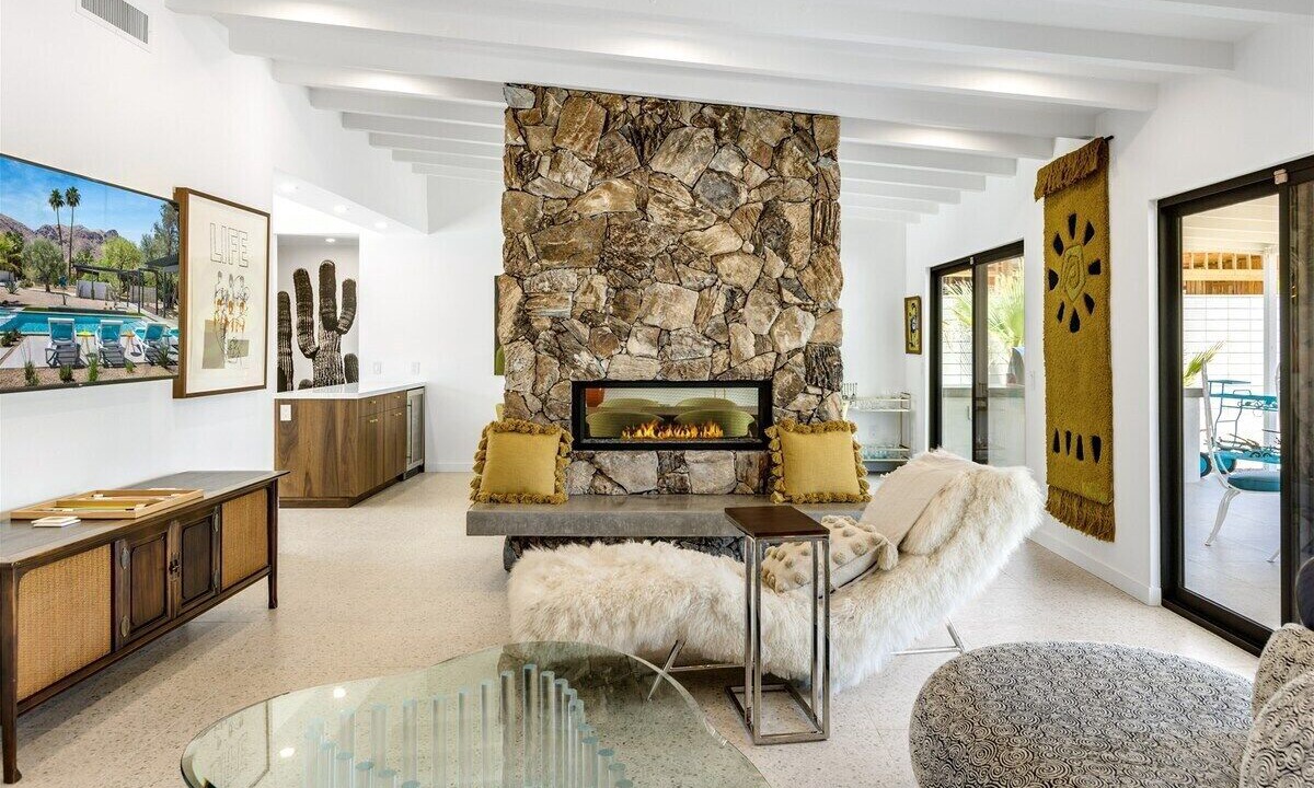 Photo of Livingroom in Araby Commons