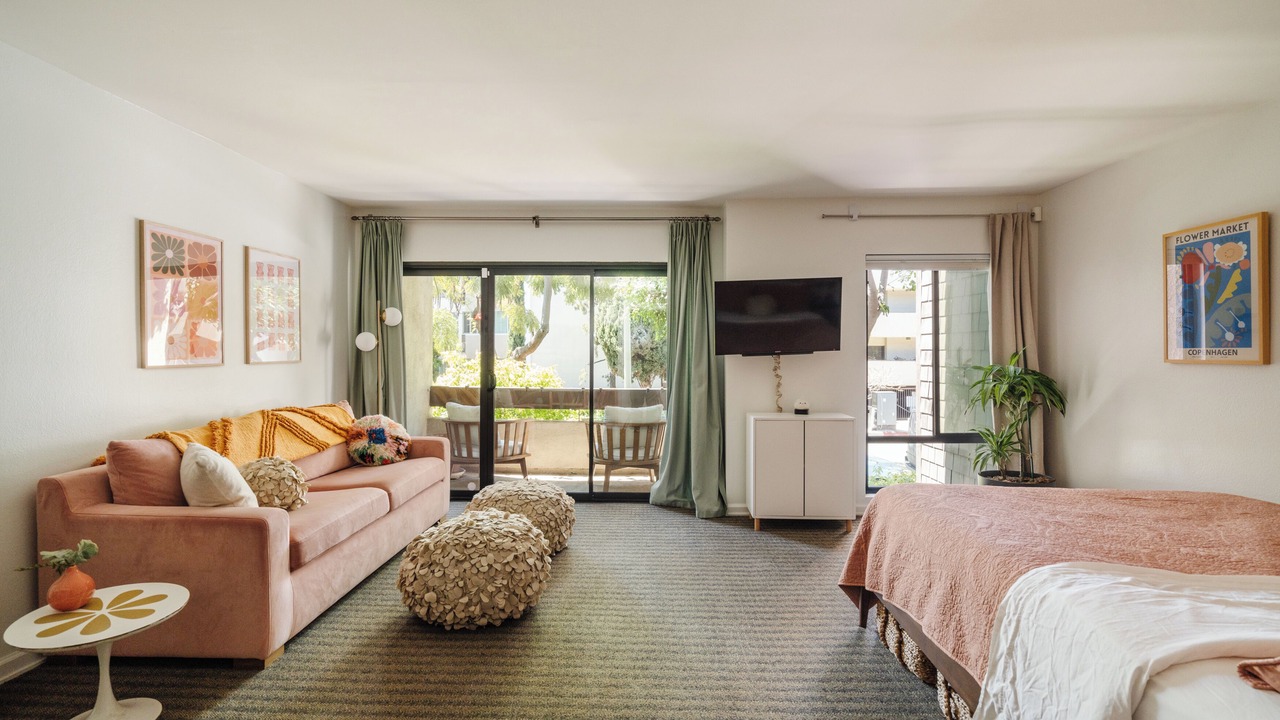 Photo of Bedroom in West Hollywood