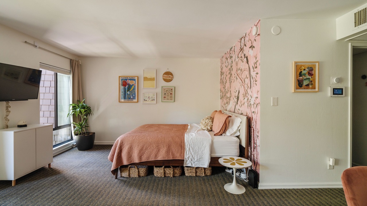 Photo of Bedroom in West Hollywood