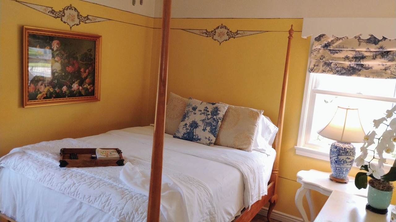 Photo of Bedroom in Harbor Gateway North
