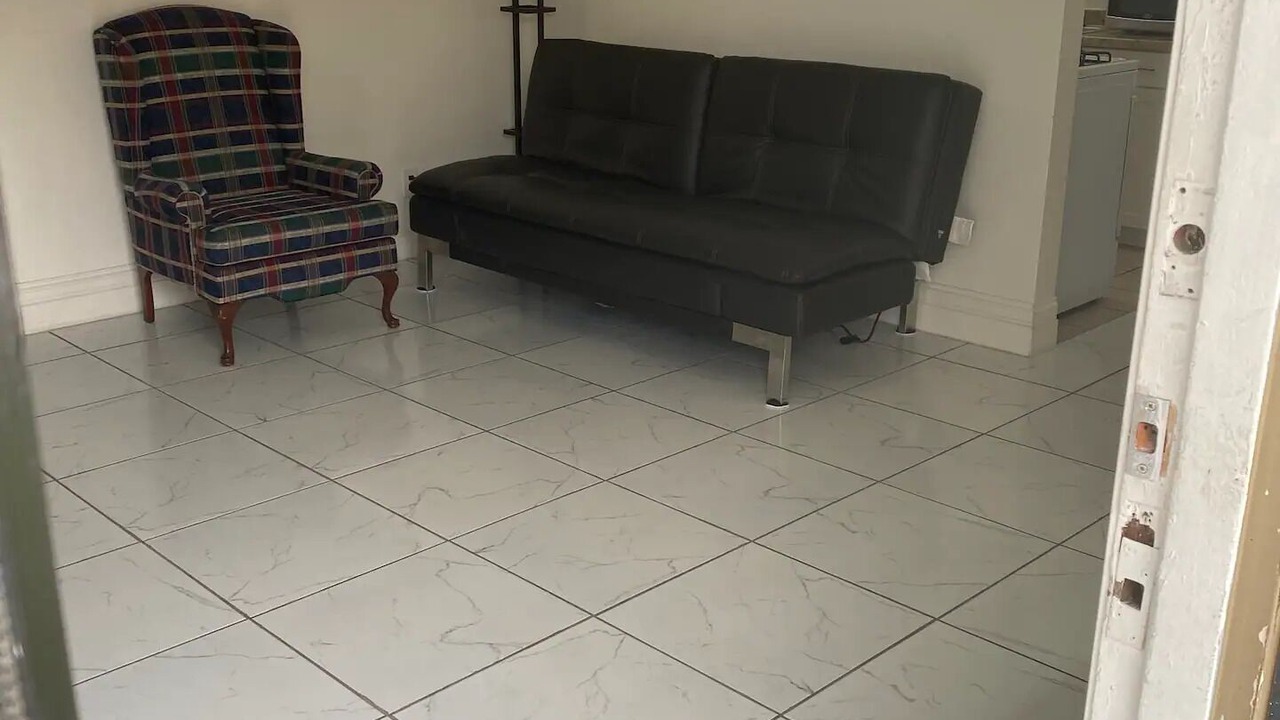 Photo of Livingroom in Hawthorne
