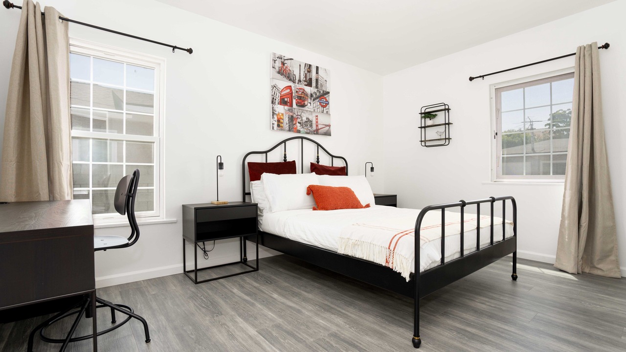 Photo of Bedroom in Lennox