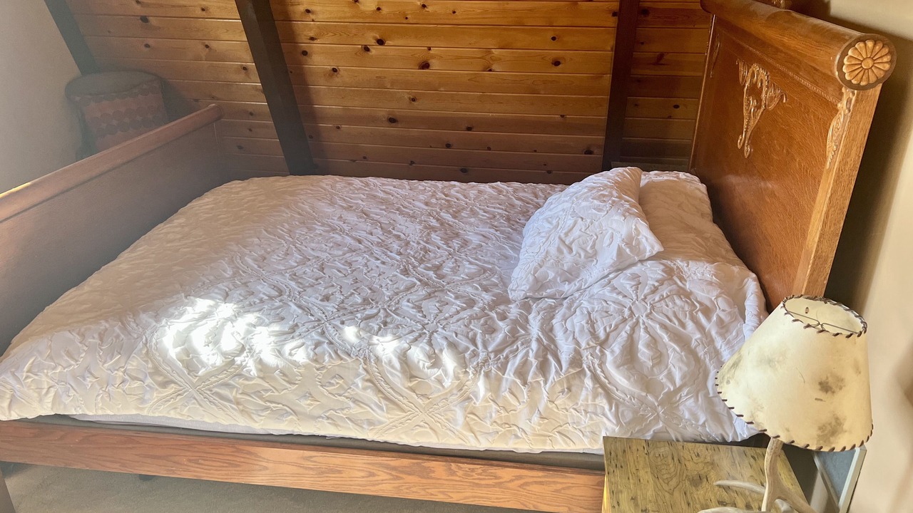 Photo of Bedroom in Arrowbear Lake