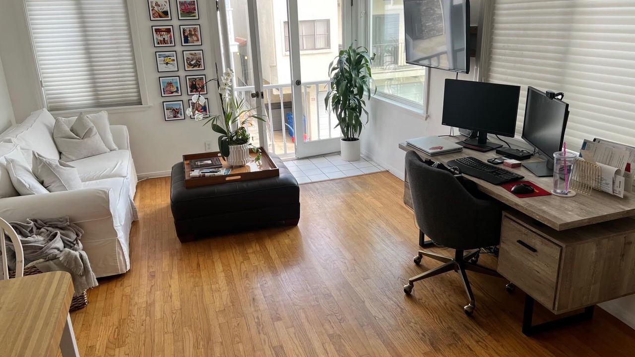 Photo of Livingroom in El Segundo