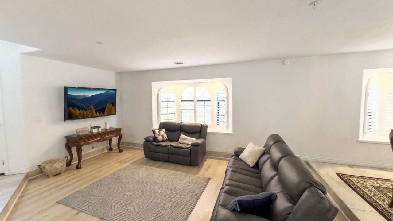 Photo of Livingroom in Victorville