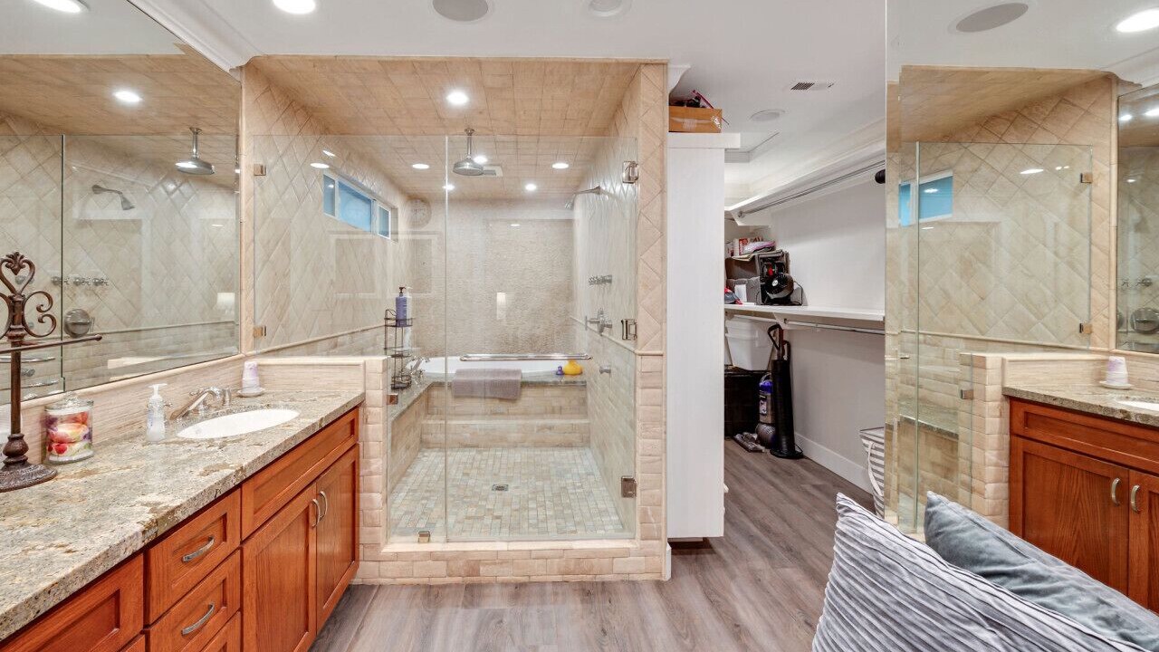 Photo of Bathroom in Huntington Beach