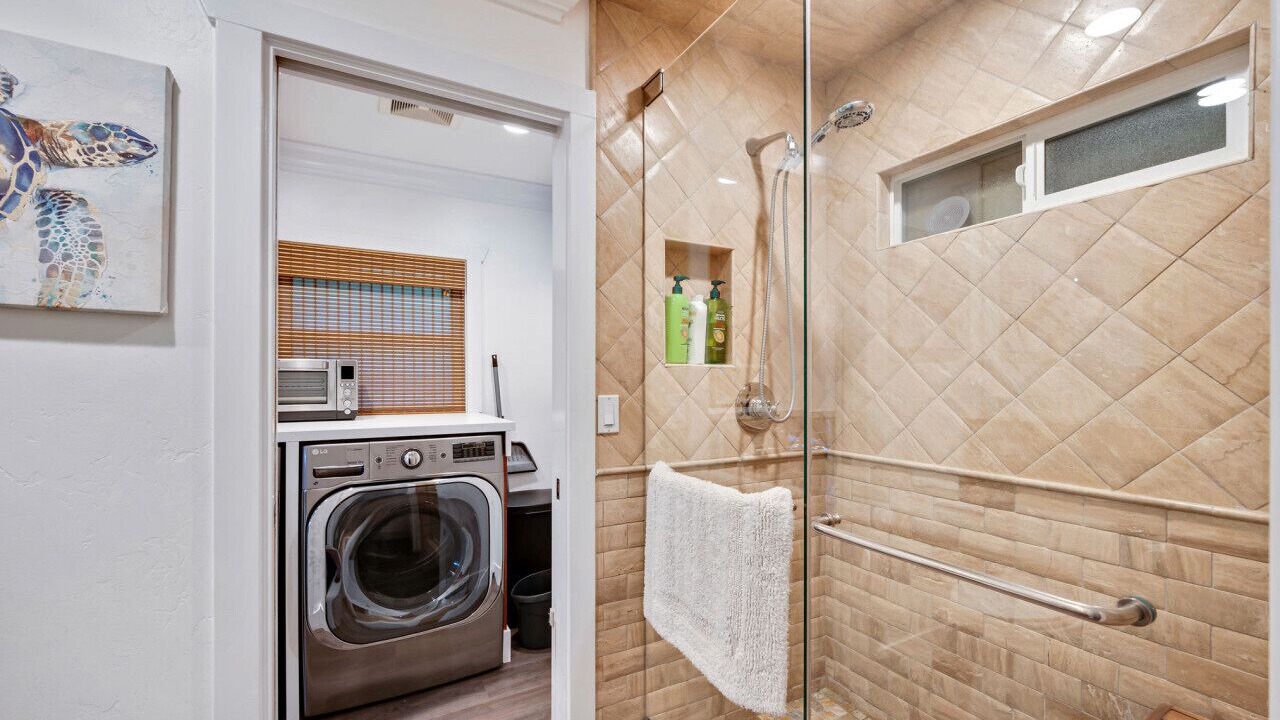 Photo of Bathroom in Huntington Beach