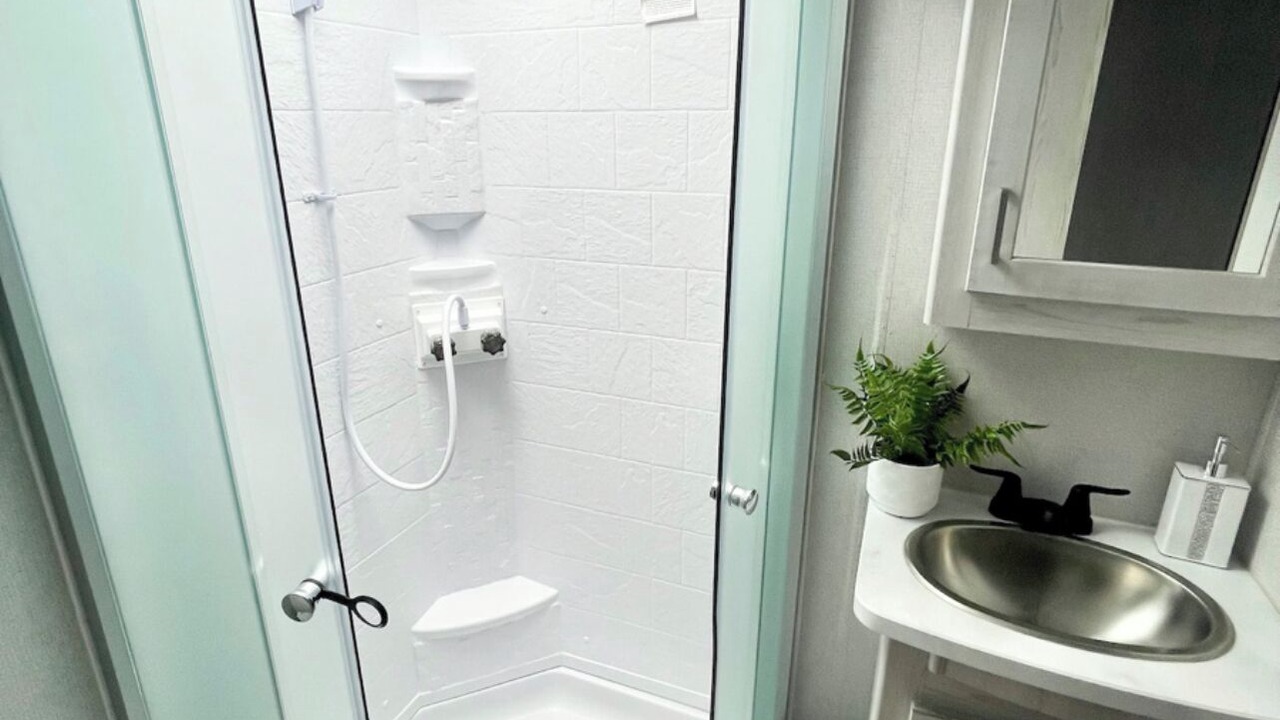 Photo of Bathroom in Lincoln Acres
