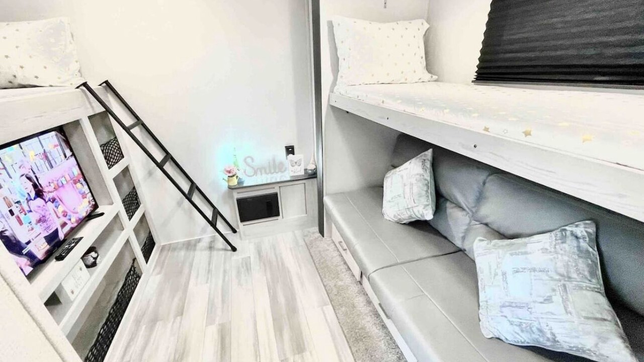 Photo of Bedroom in Lincoln Acres