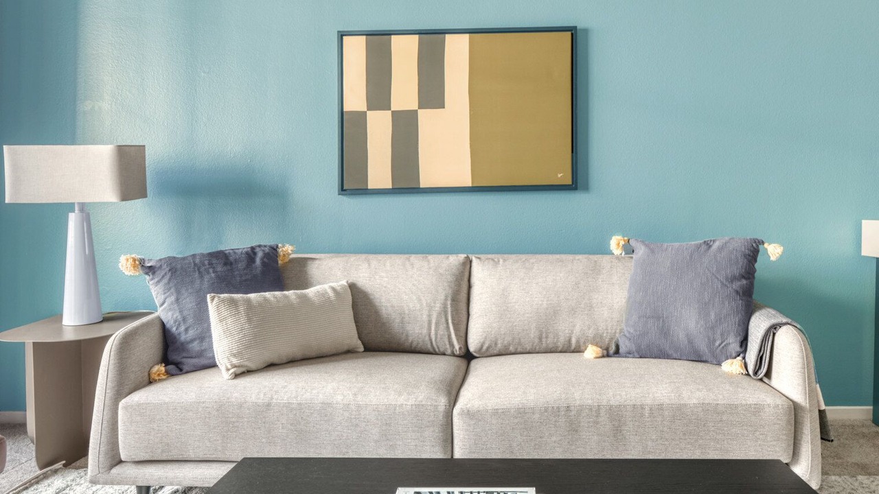 Photo of Livingroom in Downtown Burbank