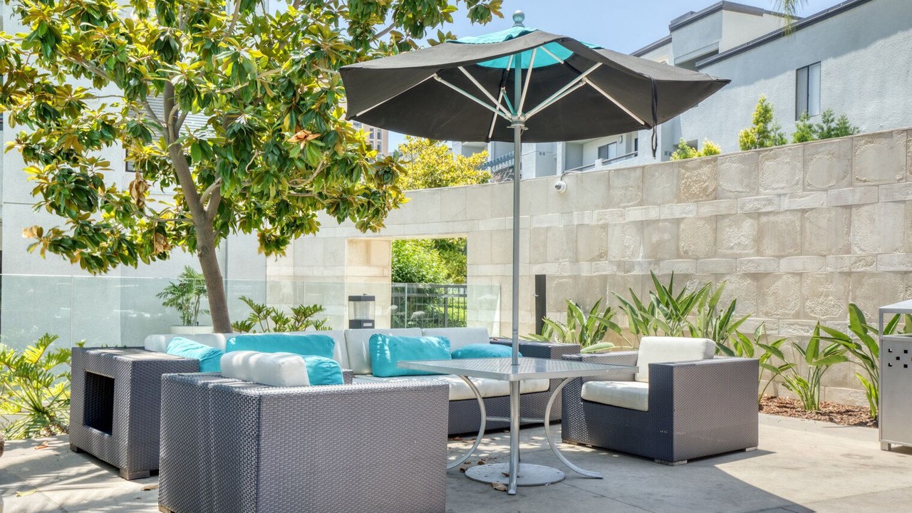 Photo of Outdoor in Downtown Burbank