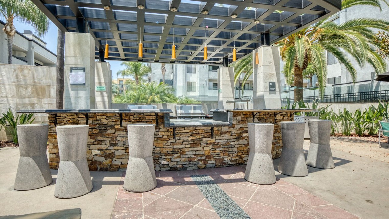 Photo of Patio Balcony in Downtown Burbank