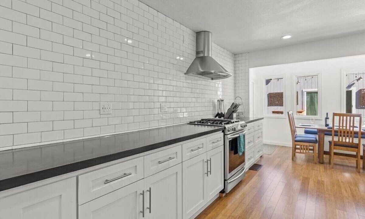 Photo of Kitchen in Cloverdale
