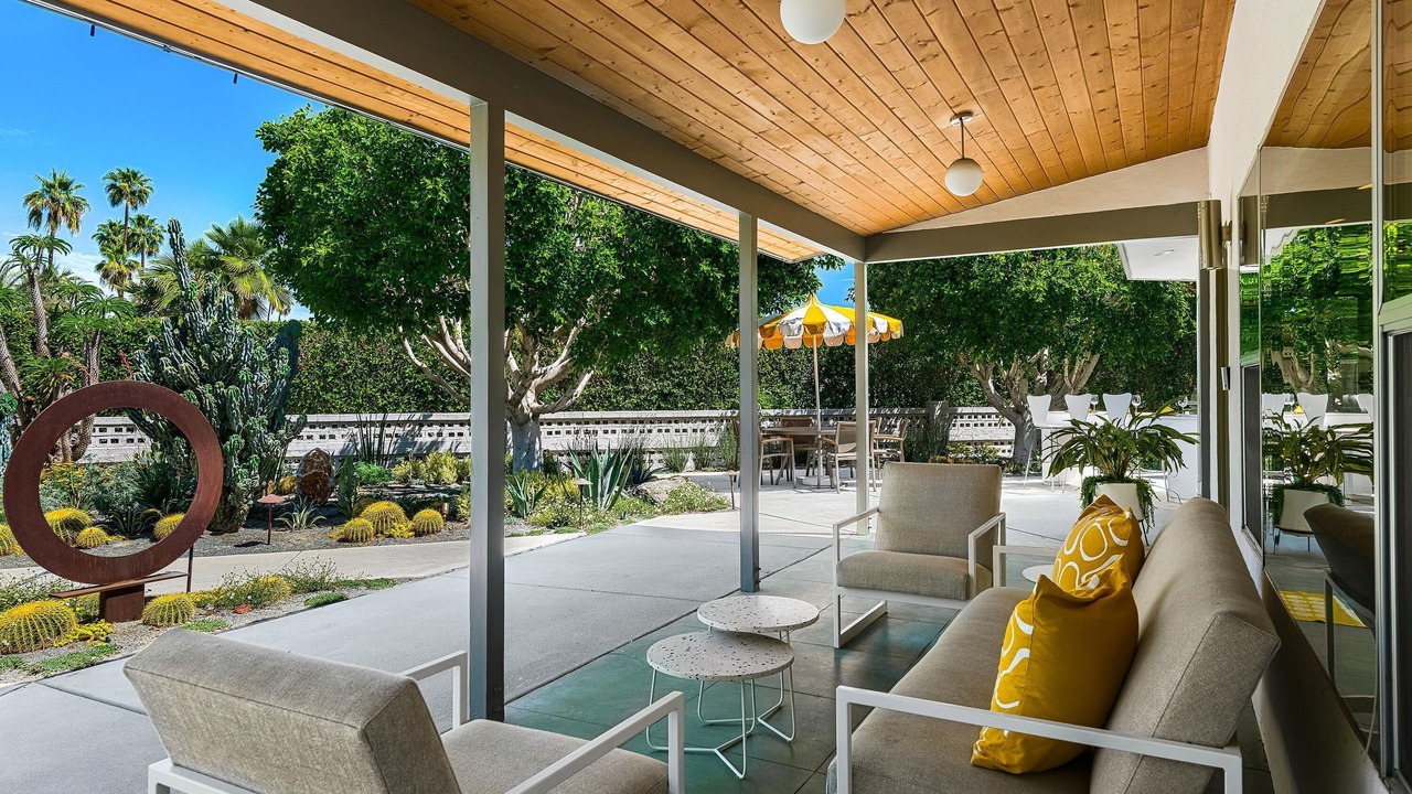 Photo of Patio Balcony in Deepwell Estates