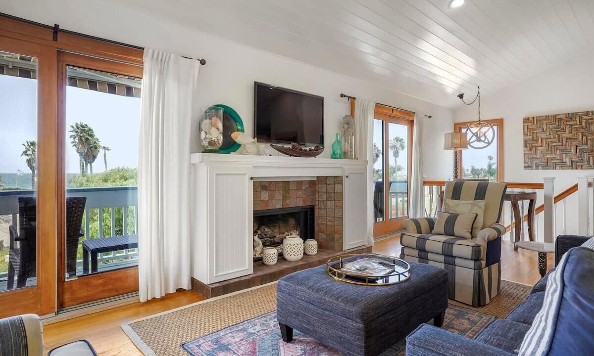 Photo of Livingroom in Del Mar