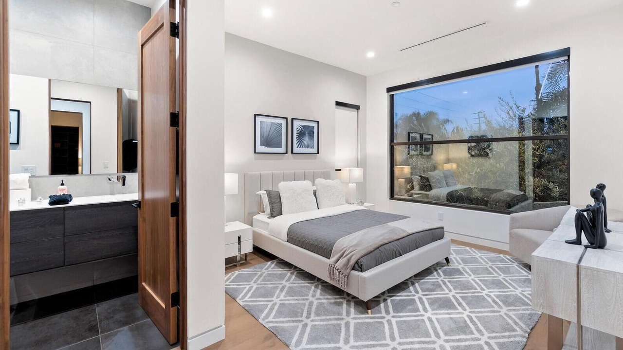 Photo of Bedroom in Melrose