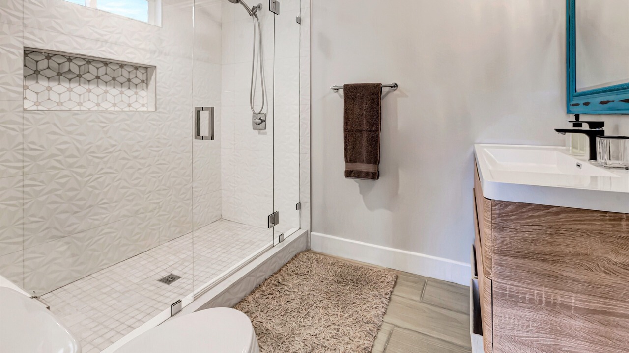 Photo of Bathroom in Huntington Beach