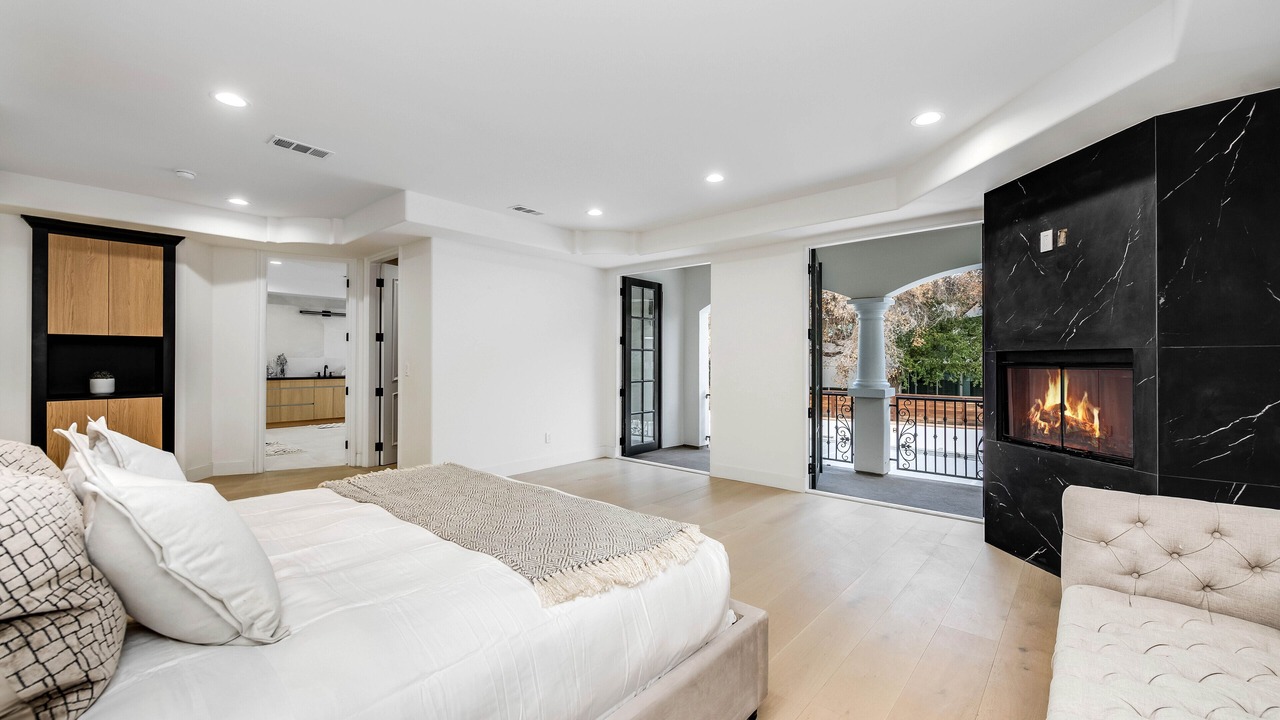 Photo of Bedroom in Encino