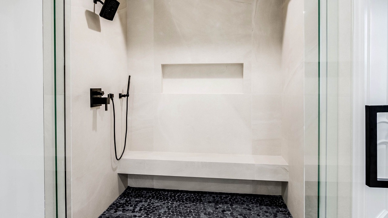 Photo of Bathroom in Encino